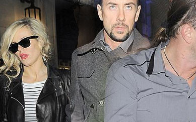 Doda z Nergalem na pokazie mody (FOTO)