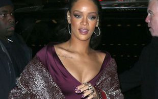 Którą cześć ciała tym razem wyeksponowała RiRi? (FOTO)