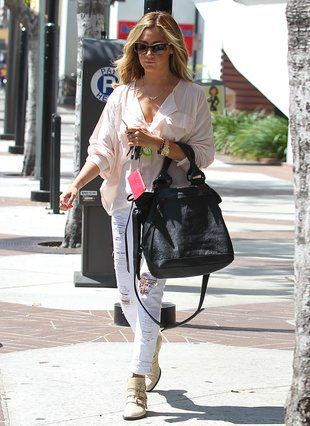 ashley-tisdale-R1
