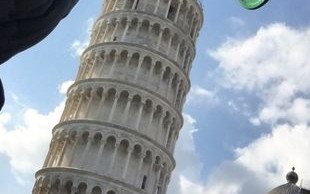 Katy Perry odwiedziła Oświęcim (FOTO)