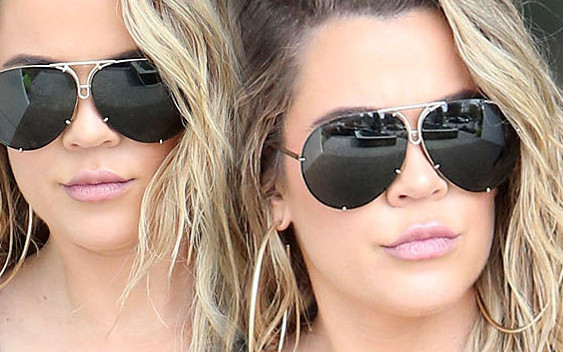 Bez retuszu, filtrów i odpowiedniego kąta – jak NAPRAWDĘ wygląda Khloe Kardashian