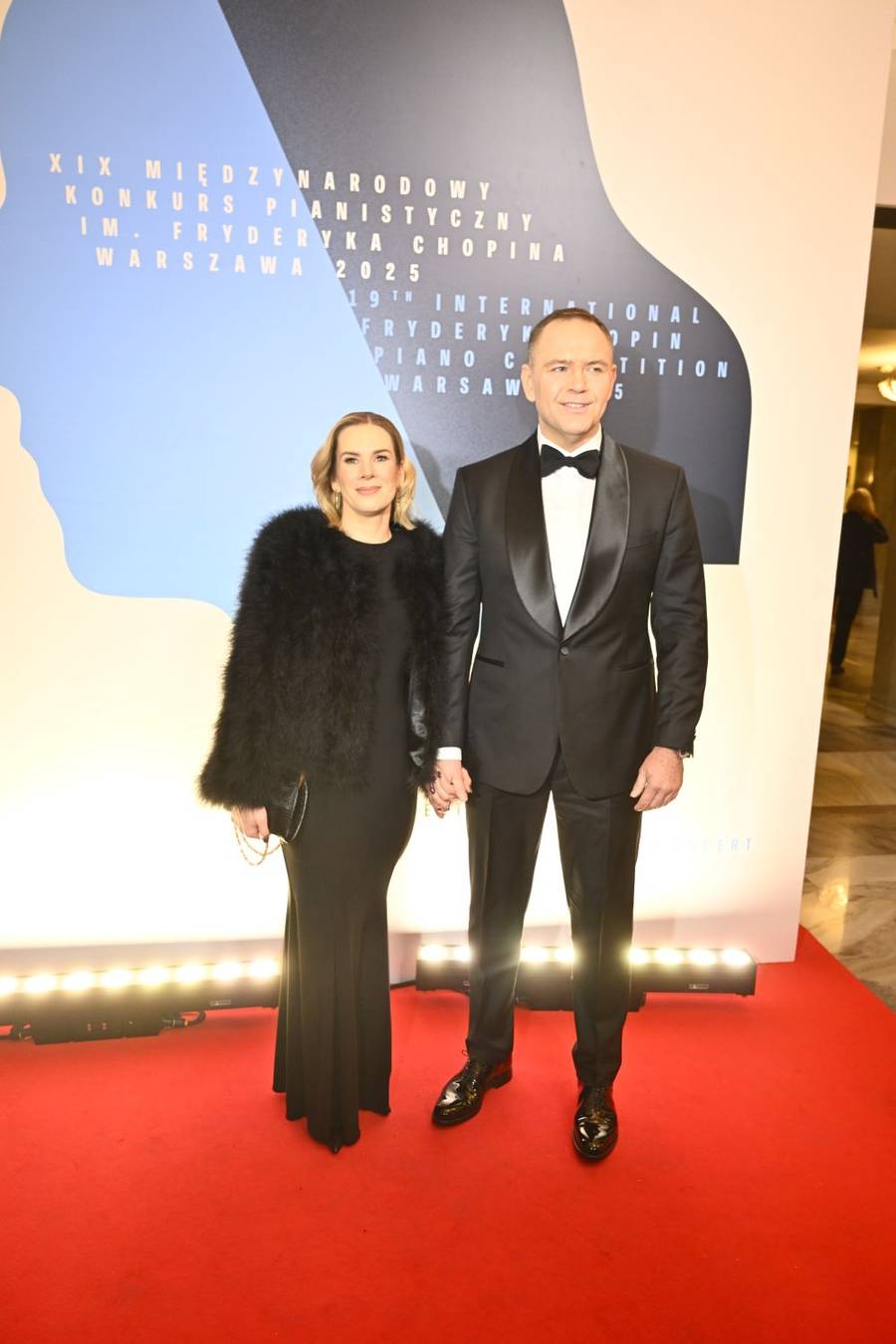 Gwiazdy i politycy na XIX Konkursie Pianistycznym! Kinga Rusin z partnerem, para prezydencka, Kamil Stoch z żoną…(FOTO)
