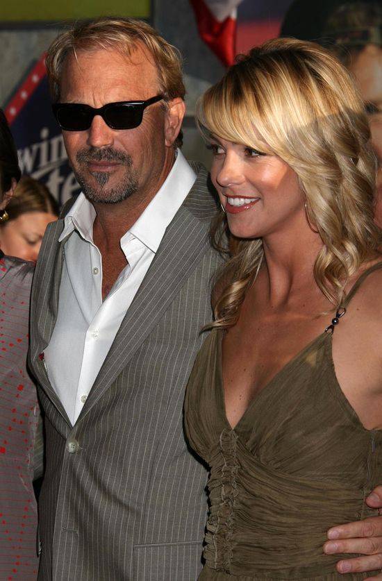 Kevin Costner i jego urocza żona Christine Baumgartner