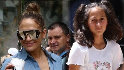 Z cyklu “Kiedy jesteś córką Jennifer Lopez” i masz możliwość spotkać twarzą w twarz swojego idola