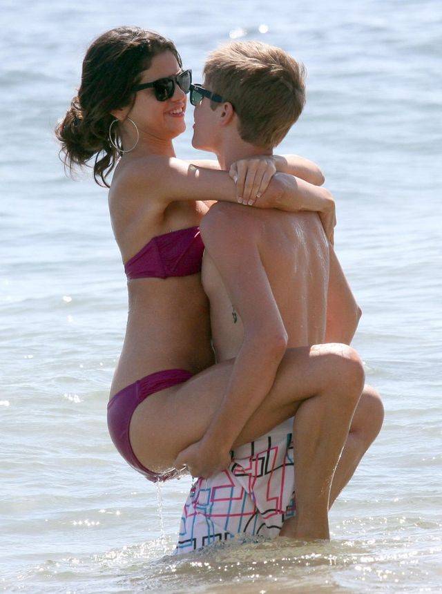 W taki sposób Justin Bieber ZNISZCZYŁ Selenę Gomez!