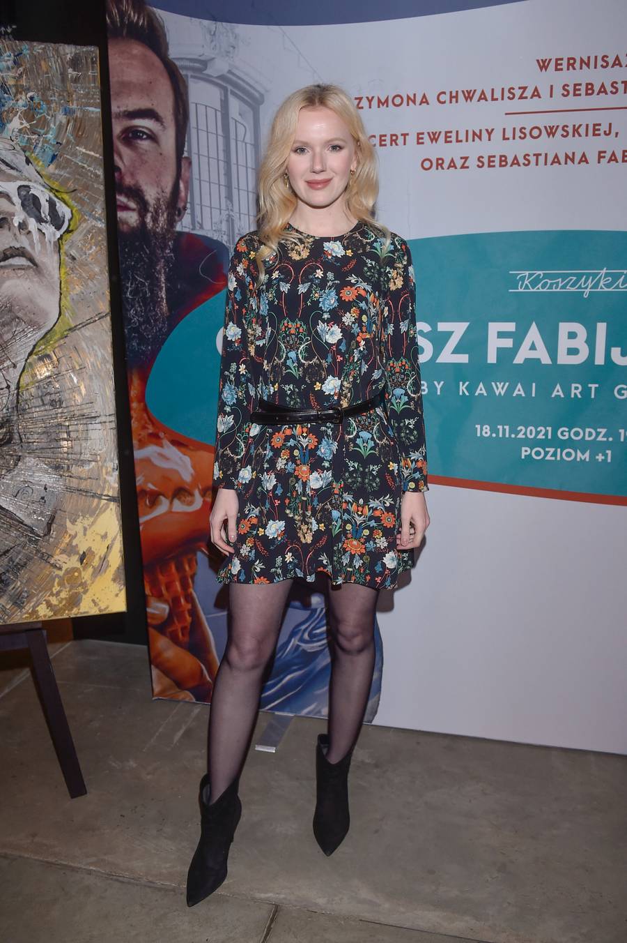 Chwalisz Fabijańskiego by Kawai Art Gallery