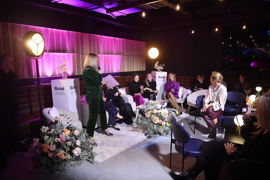 Konferencja prasowa marki kosmetycznej. Roześmiana Katarzyna Warnke, dawno niewidziana Marieta Żukowska