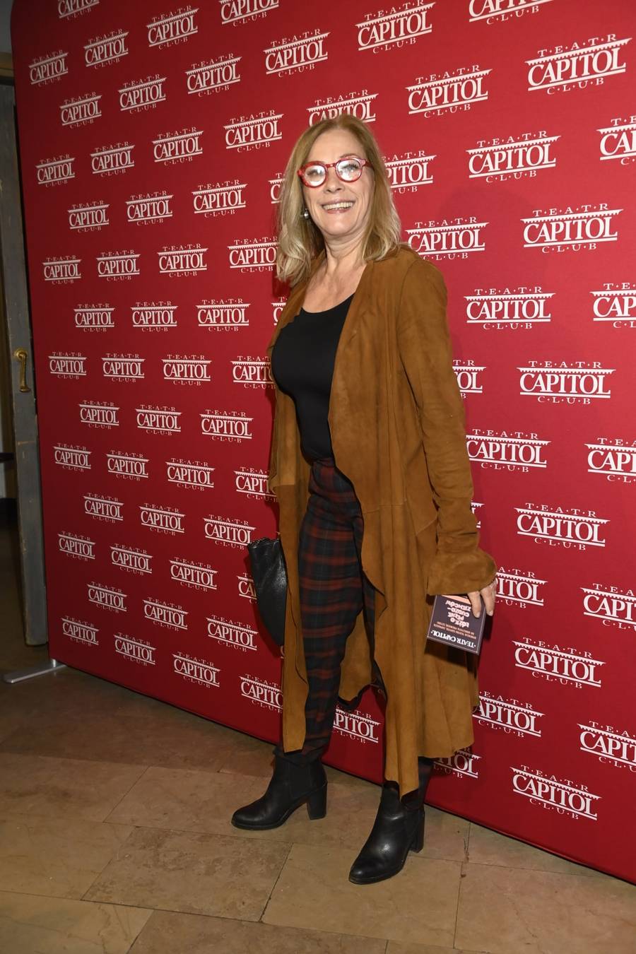 Premiera spektaklu. Anna Popek w czerwieni, dawno niewidziana Joanna Brodzik, Daria Widawska…