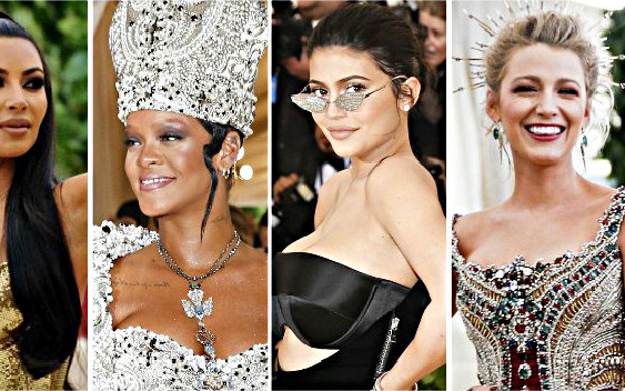 ZJAWISKOWE kreacje na Met Gali 2018: Kardashianki, Rihanna jak papież…