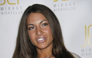 Gdy biust zaczyna się pod szyją… (FOTO)