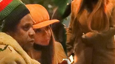 Beyonce i Jay-z mieli wychodne. Przyłapani w restauracji z przyjaciółmi (ZDJĘCIA)