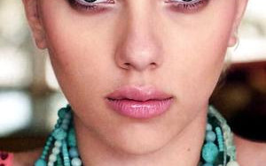 Brzydka, stara Scarlett Johansson