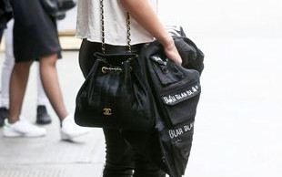 Rita Ora chce zemścić się na Rihannie