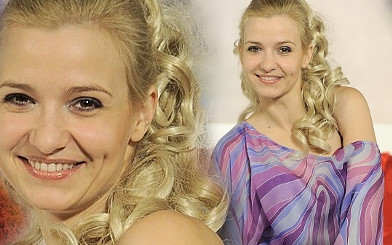 Joanna Koroniewska w loczkach i legginsach (FOTO)