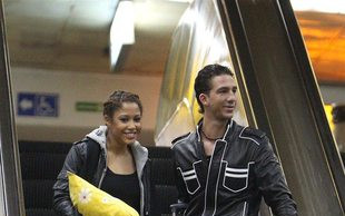 Łukasz Czarnecki żegnał Patricię Kazadi na peronie (FOTO)