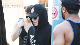 Madonna SPADŁA ZE SCHODÓW w czasie występu na Brit Awards!