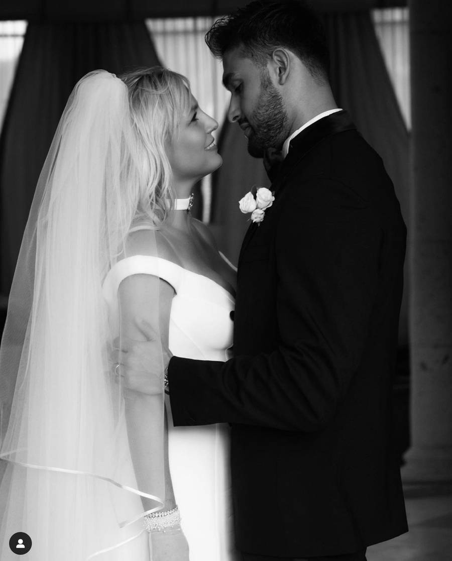 Miała wreszcie żyć “długo i szczęśliwie”. Po 6 latach marzenie prysło. Historia związku Britney Spears i Sama Asghari